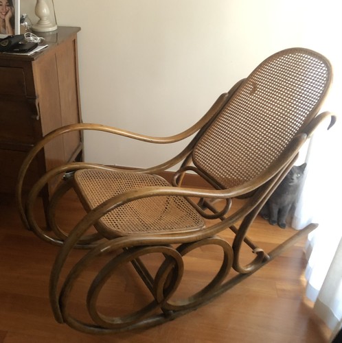 Sedia dondolo mod thonet - thonet, "